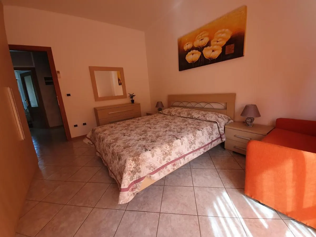 Desiree Paradis Apartment Loano