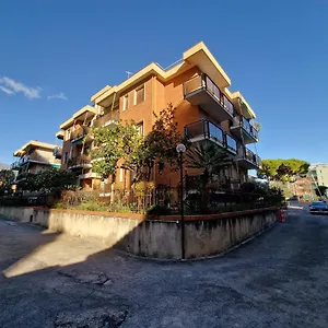 loano Bilocale A 150 Metri Dal Mare Con Giardino Appartamento