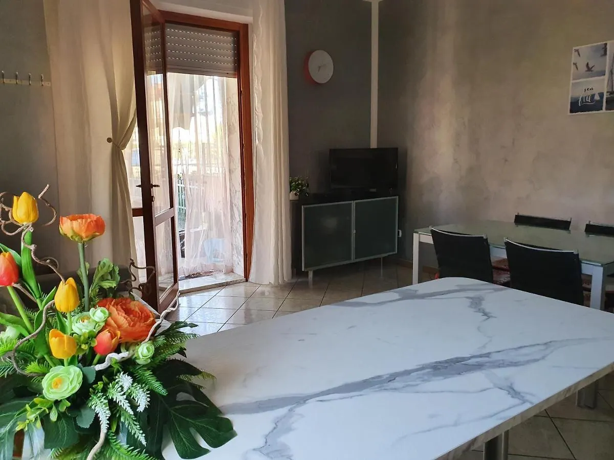 Desiree Paradis Apartment Loano